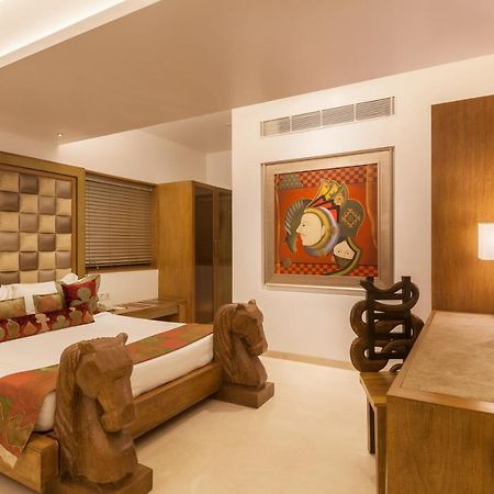Le Sutra Hotel, Khar, Mumbai Eksteriør bilde
