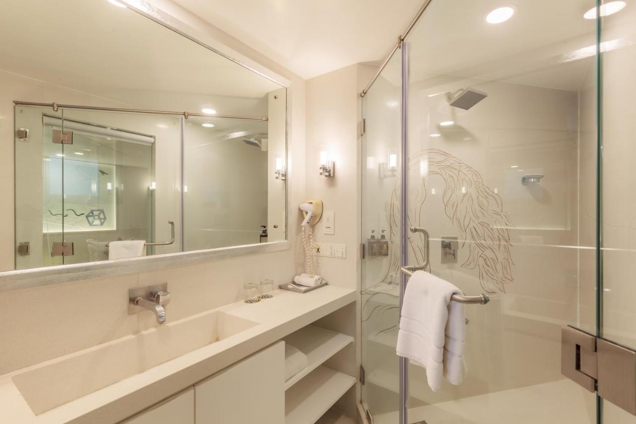 Le Sutra Hotel, Khar, Mumbai Eksteriør bilde