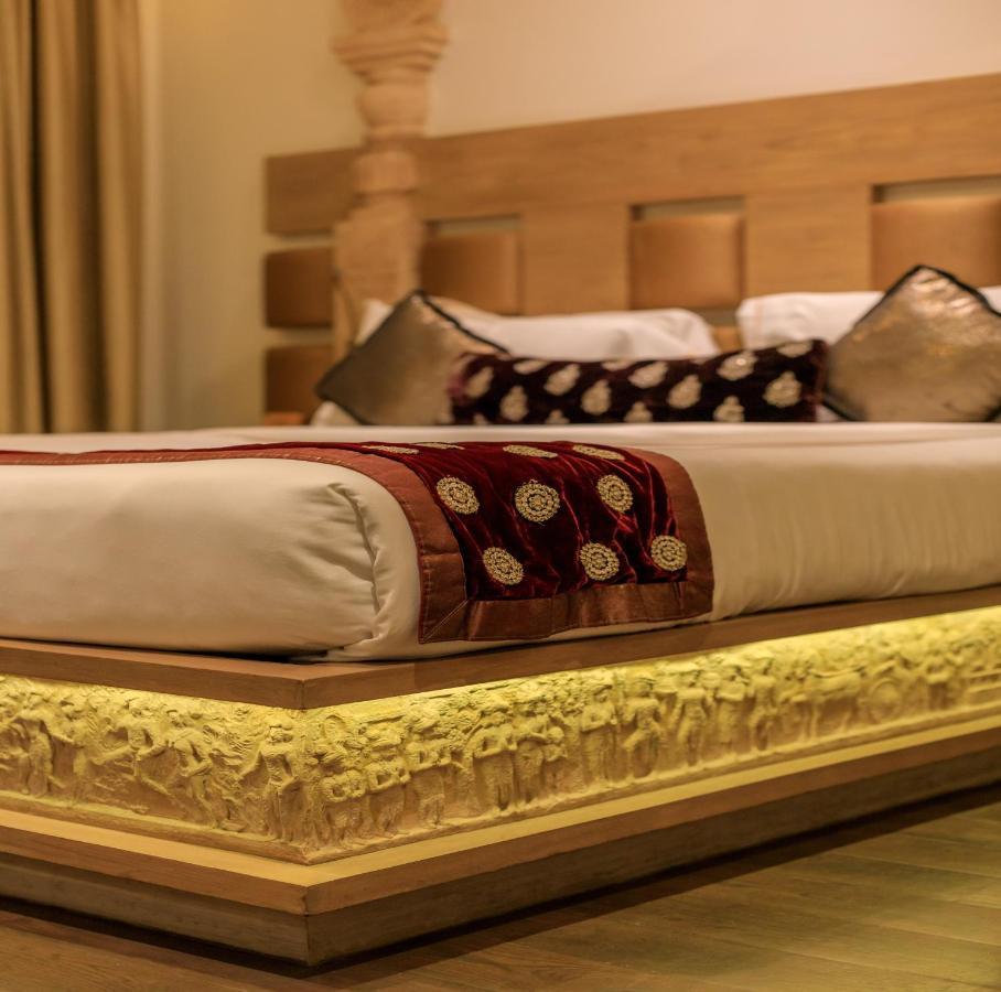 Le Sutra Hotel, Khar, Mumbai Eksteriør bilde