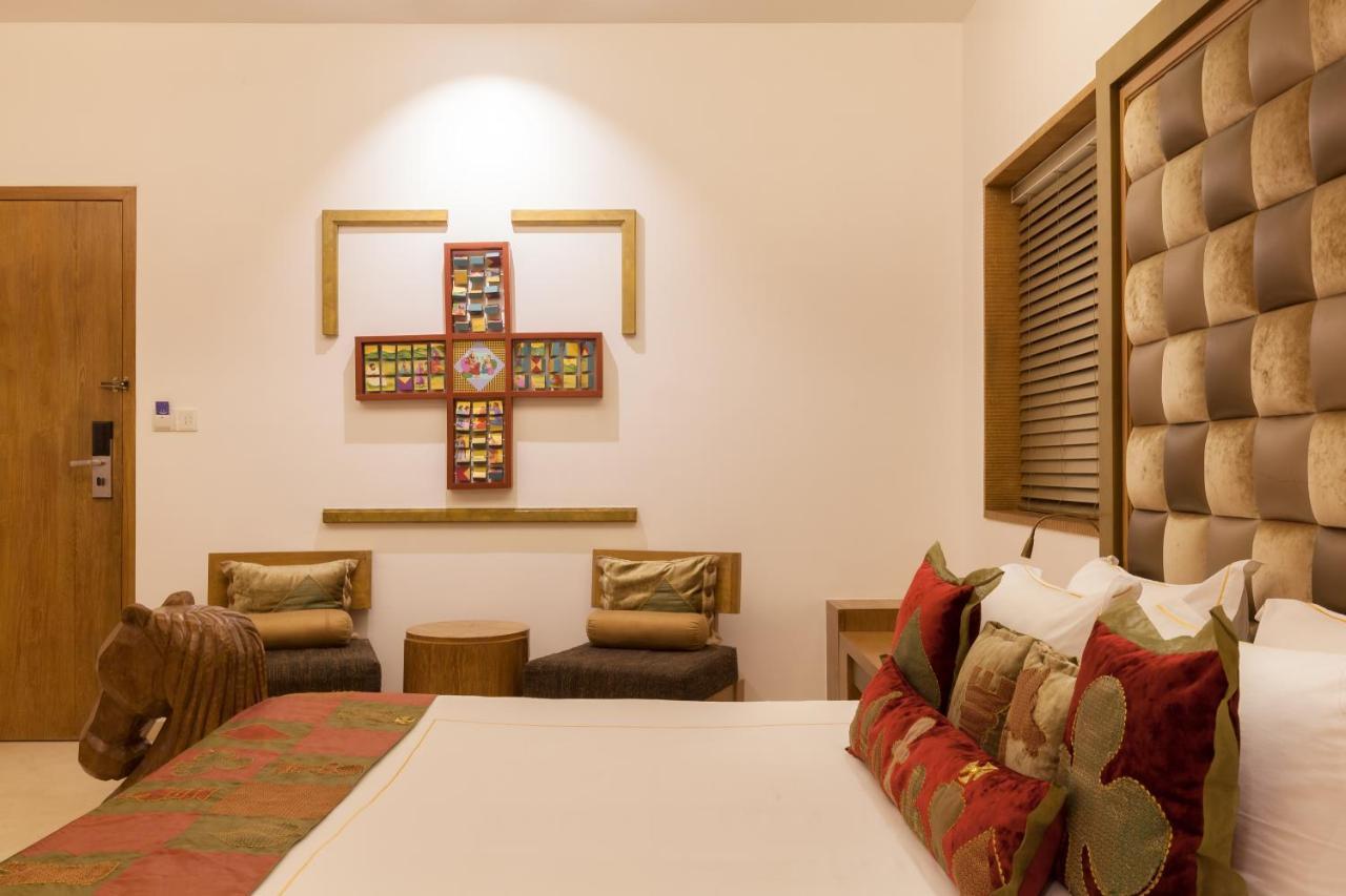 Le Sutra Hotel, Khar, Mumbai Eksteriør bilde