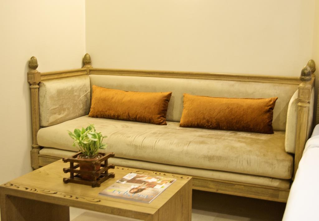 Le Sutra Hotel, Khar, Mumbai Eksteriør bilde